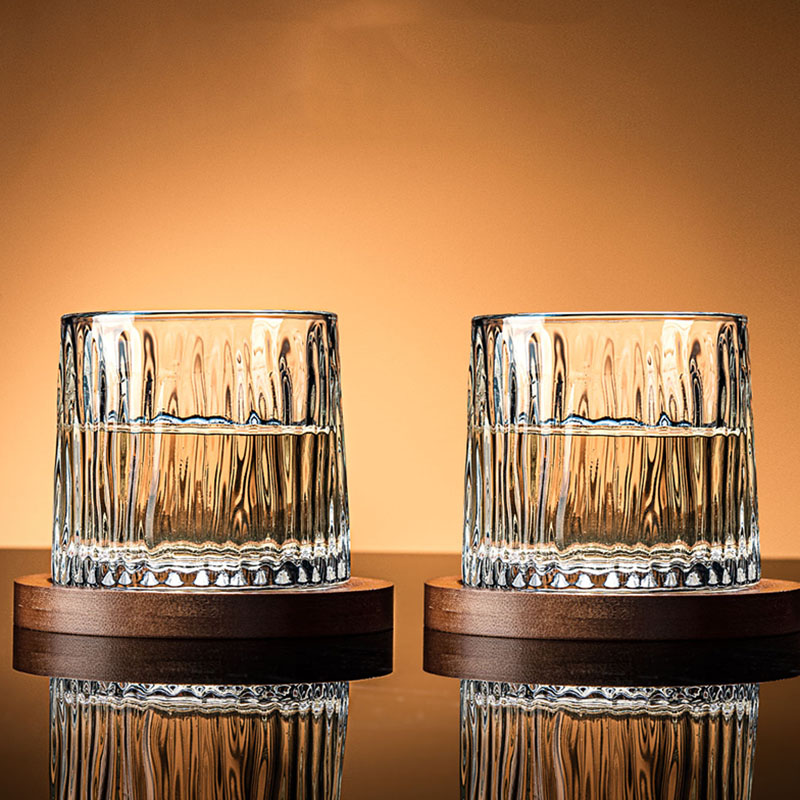 Taste Wine Beer Kitchen - 2 Stuks Set 10Oz Draaiende Glazen